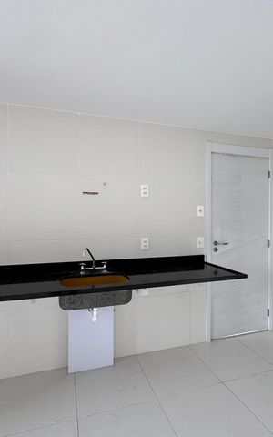 Apartamento à venda com 205m², 3 quartos e 3 vagas Apartamento à venda com 205m², 3 quartos e 3 vagasCozinha