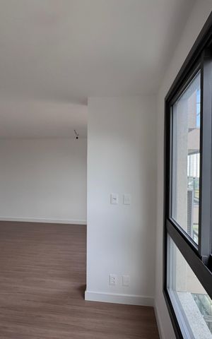 Apartamento à venda com 205m², 3 quartos e 3 vagas Apartamento à venda com 205m², 3 quartos e 3 vagasSuíte 2