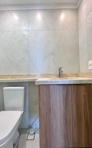 Apartamento para alugar com 66m², 2 quartos e 1 vaga Apartamento para alugar com 66m², 2 quartos e 1 vagaBanheiro da Suíte