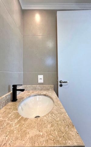Apartamento para alugar com 66m², 2 quartos e 1 vaga Apartamento para alugar com 66m², 2 quartos e 1 vagaBanheiro da Suíte