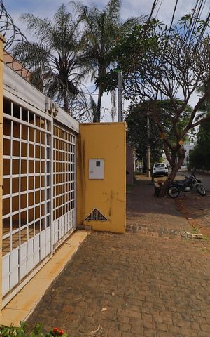 Casa para alugar com 269m², 3 quartos e 3 vagasPlaquinha