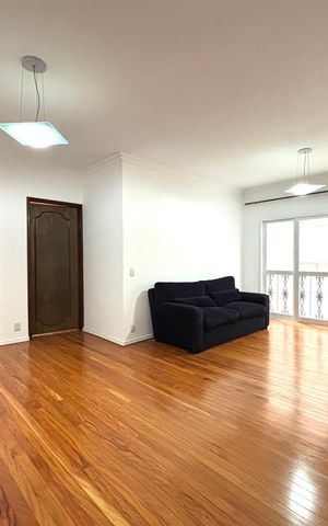 Apartamento para alugar com 103m², 3 quartos e 1 vaga