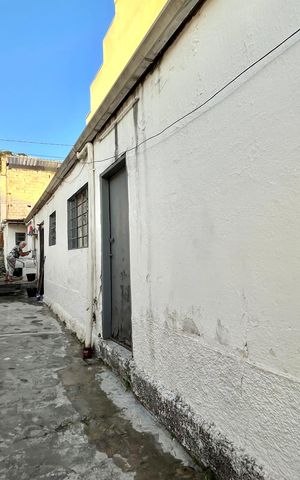 Casa para alugar com 150m², 2 quartos e 2 vagas Casa para alugar com 150m², 2 quartos e 2 vagasÁrea externa