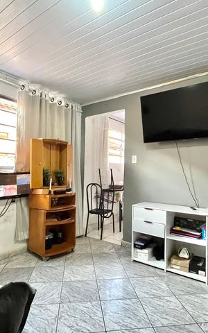 Casa para alugar com 150m², 2 quartos e 2 vagas Casa para alugar com 150m², 2 quartos e 2 vagasSala