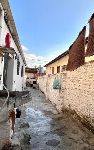 Casa para alugar com 150m², 2 quartos e 2 vagas Casa para alugar com 150m², 2 quartos e 2 vagasÁrea de Serviço