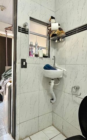 Casa para alugar com 150m², 2 quartos e 2 vagas Casa para alugar com 150m², 2 quartos e 2 vagasBanheiro