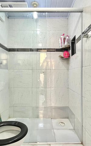 Casa para alugar com 150m², 2 quartos e 2 vagas Casa para alugar com 150m², 2 quartos e 2 vagasBanheiro