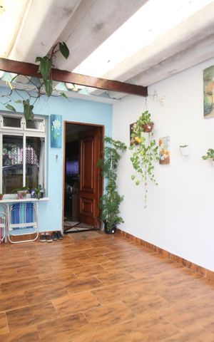Casa à venda com 77m², 3 quartos e 1 vagaGaragem