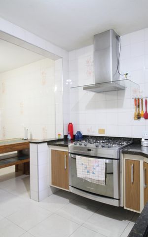 Casa à venda com 77m², 3 quartos e 1 vagaCozinha