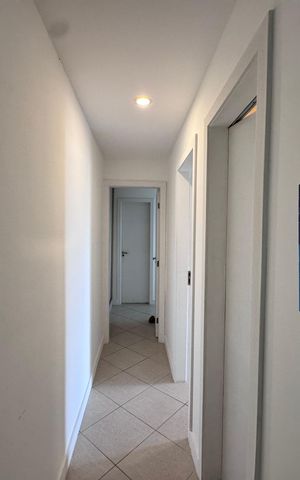 Apartamento à venda com 95m², 2 quartos e 2 vagas Apartamento à venda com 95m², 2 quartos e 2 vagasCorredor