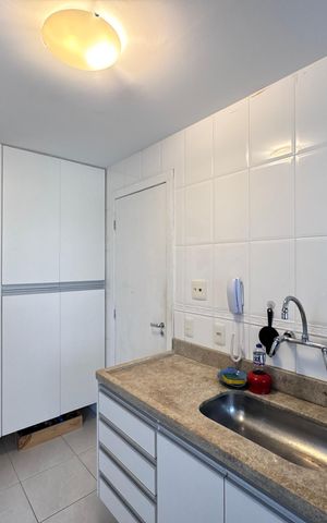 Apartamento à venda com 95m², 2 quartos e 2 vagas Apartamento à venda com 95m², 2 quartos e 2 vagasCozinha e Área de Serviço