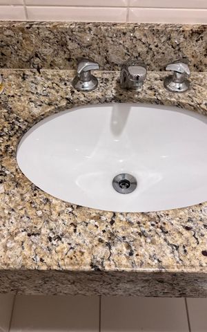 Apartamento à venda com 95m², 2 quartos e 2 vagas Apartamento à venda com 95m², 2 quartos e 2 vagasLavabo