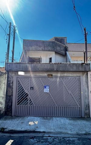 Casa para alugar com 356m², 3 quartos e 4 vagasFachada