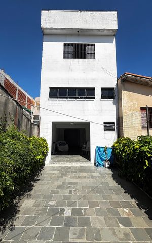 Casa para alugar com 356m², 3 quartos e 4 vagasQuintal - Churrasqueira