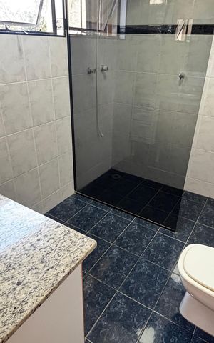 Casa para alugar com 356m², 3 quartos e 4 vagasBanheiro da Suíte 2