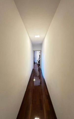Casa para alugar com 356m², 3 quartos e 4 vagasCorredor