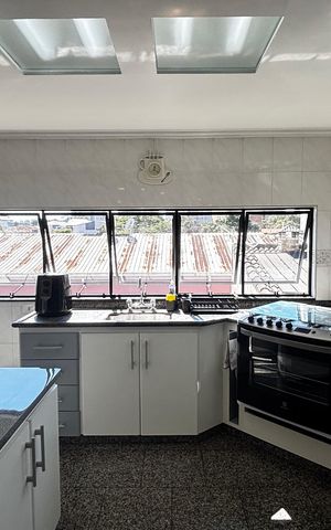 Casa para alugar com 356m², 3 quartos e 4 vagasCozinha
