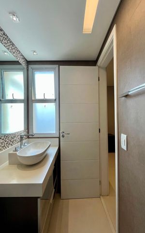 Apartamento para alugar com 80m², 3 quartos e 2 vagas Apartamento para alugar com 80m², 3 quartos e 2 vagasBanheiro da Suíte