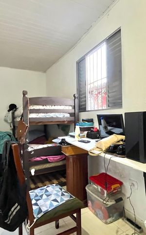 Casa à venda com 100m², 3 quartos e 1 vaga Casa à venda com 100m², 3 quartos e 1 vagaSuite
