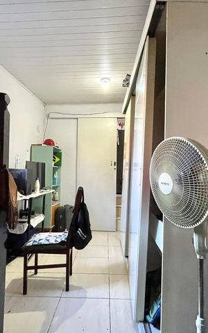 Casa à venda com 100m², 3 quartos e 1 vaga Casa à venda com 100m², 3 quartos e 1 vagaSuite