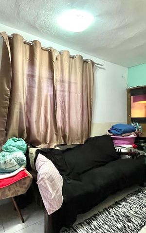 Casa à venda com 100m², 3 quartos e 1 vaga Casa à venda com 100m², 3 quartos e 1 vagaSala