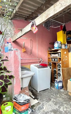 Casa à venda com 100m², 3 quartos e 1 vaga Casa à venda com 100m², 3 quartos e 1 vagaÁrea de Serviço
