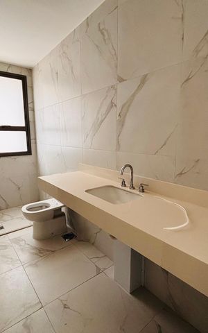 Apartamento à venda com 175m², 3 quartos e 3 vagas Apartamento à venda com 175m², 3 quartos e 3 vagasBanheiro suíte 1