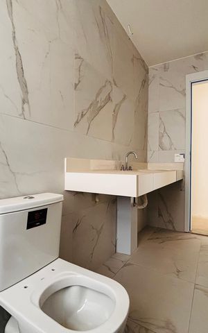 Apartamento à venda com 175m², 3 quartos e 3 vagas Apartamento à venda com 175m², 3 quartos e 3 vagasBanheiro suíte 1