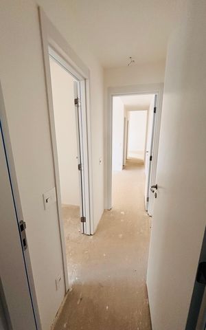 Apartamento à venda com 175m², 3 quartos e 3 vagas Apartamento à venda com 175m², 3 quartos e 3 vagasCorredor