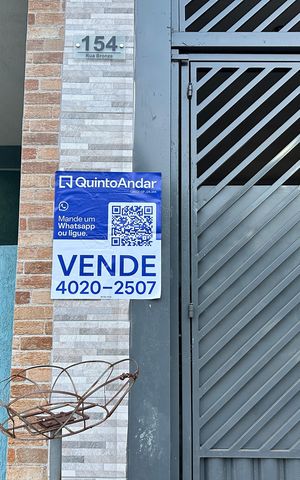 Casa de condomínio à venda com 209m², 3 quartos e 2 vagas Casa de condomínio à venda com 209m², 3 quartos e 2 vagasFachada