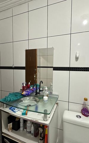 Casa de condomínio à venda com 209m², 3 quartos e 2 vagas Casa de condomínio à venda com 209m², 3 quartos e 2 vagasBanheiro da Suíte