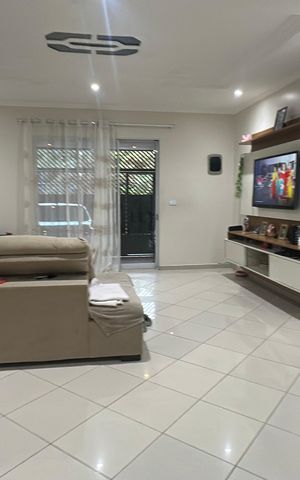 Casa de condomínio à venda com 209m², 3 quartos e 2 vagas Casa de condomínio à venda com 209m², 3 quartos e 2 vagasSala