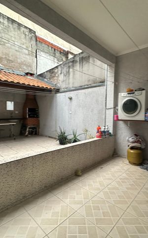 Casa de condomínio à venda com 209m², 3 quartos e 2 vagas Casa de condomínio à venda com 209m², 3 quartos e 2 vagasÁrea de Serviço