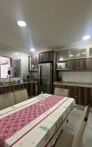 Casa de condomínio à venda com 209m², 3 quartos e 2 vagas Casa de condomínio à venda com 209m², 3 quartos e 2 vagasCozinha