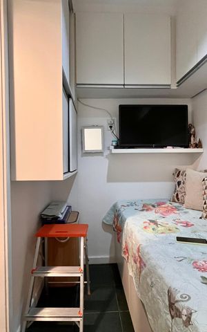Apartamento à venda com 130m², 3 quartos e 2 vagas Apartamento à venda com 130m², 3 quartos e 2 vagasQuarto de Serviço