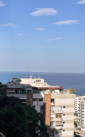 Apartamento à venda com 130m², 3 quartos e 2 vagas Apartamento à venda com 130m², 3 quartos e 2 vagasVista
