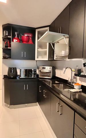 Apartamento à venda com 130m², 3 quartos e 2 vagas Apartamento à venda com 130m², 3 quartos e 2 vagasCozinha