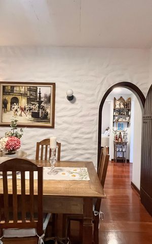 Apartamento à venda com 130m², 3 quartos e 2 vagas Apartamento à venda com 130m², 3 quartos e 2 vagasSala
