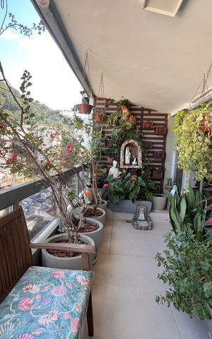 Apartamento à venda com 130m², 3 quartos e 2 vagas Apartamento à venda com 130m², 3 quartos e 2 vagasVaranda