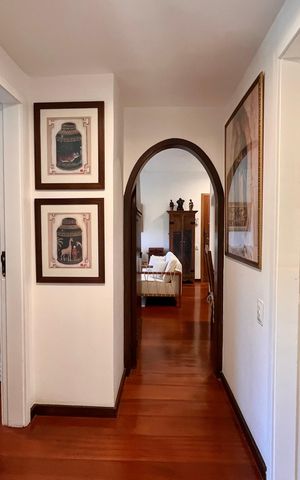 Apartamento à venda com 130m², 3 quartos e 2 vagas Apartamento à venda com 130m², 3 quartos e 2 vagasCorredor