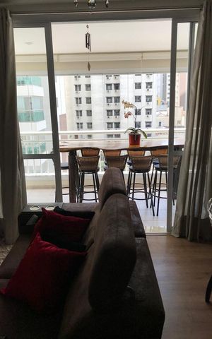 Apartamento à venda com 123m², 3 quartos e 2 vagas Apartamento à venda com 123m², 3 quartos e 2 vagasSala