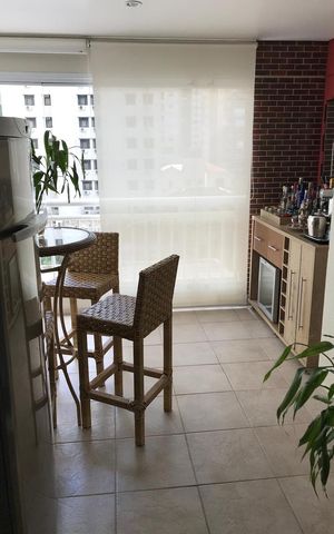 Apartamento à venda com 123m², 3 quartos e 2 vagas Apartamento à venda com 123m², 3 quartos e 2 vagasVaranda