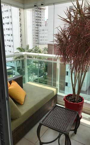 Apartamento à venda com 123m², 3 quartos e 2 vagas Apartamento à venda com 123m², 3 quartos e 2 vagasVaranda