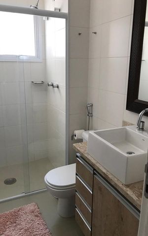 Apartamento à venda com 123m², 3 quartos e 2 vagas Apartamento à venda com 123m², 3 quartos e 2 vagasBanheiro