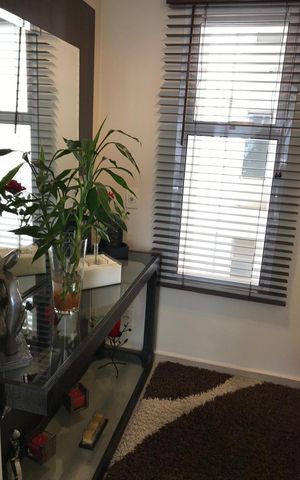 Apartamento à venda com 123m², 3 quartos e 2 vagas Apartamento à venda com 123m², 3 quartos e 2 vagasSala