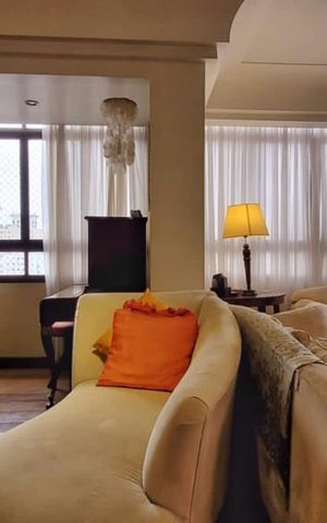 Apartamento à venda com 194m², 4 quartos e 3 vagas Apartamento à venda com 194m², 4 quartos e 3 vagasSala