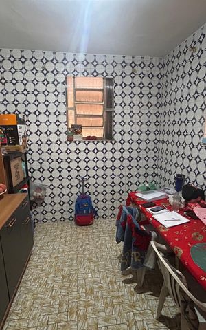Casa à venda com 592m², 5 quartos e 4 vagas Casa à venda com 592m², 5 quartos e 4 vagasCozinha