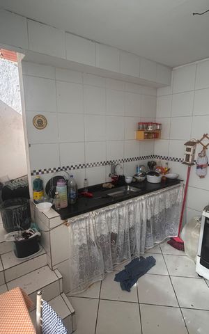 Casa à venda com 592m², 5 quartos e 4 vagas Casa à venda com 592m², 5 quartos e 4 vagasCozinha