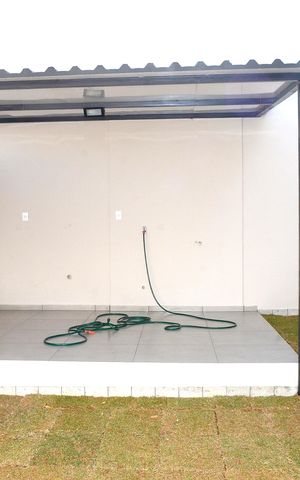 Casa à venda com 243m², 3 quartos e 4 vagasQuintal