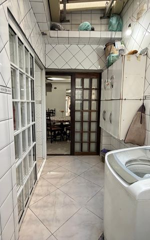 Casa à venda com 138m², 2 quartos e 2 vagasÁrea de Serviço